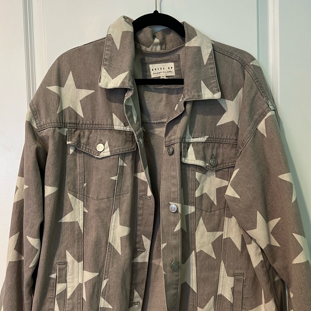 Star print oversized cargo jacket
